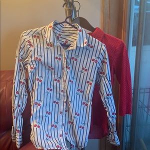 Set of 2 EUC button down tops